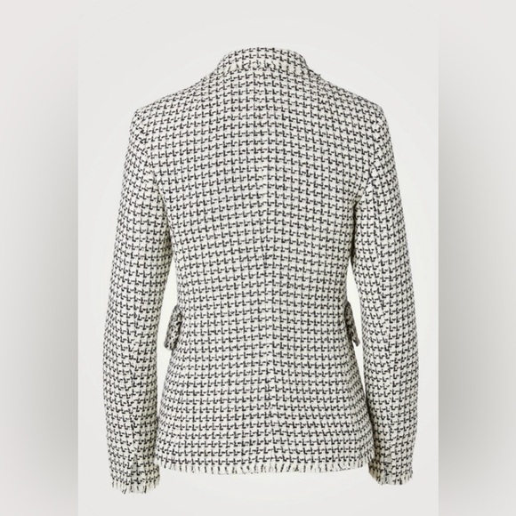 Akris Punto Black and White Tweed Double-Breasted Blazer - Picture 2 of 6